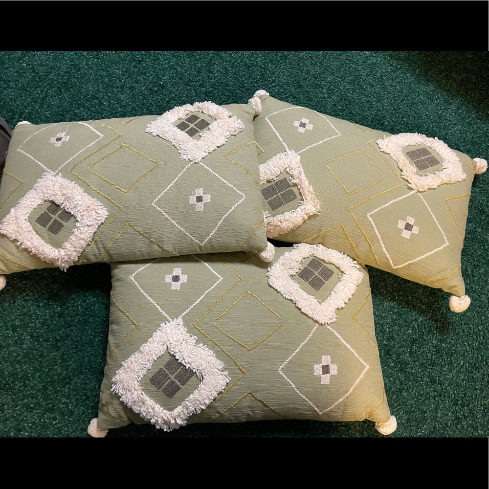 Creative Co-Op Brand-New with tags Accent Pillows